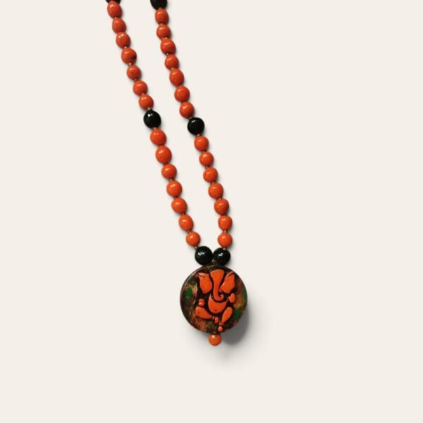 img_78713791496624215335968989123202281243.jpg Vinayaka Grace Necklace Set